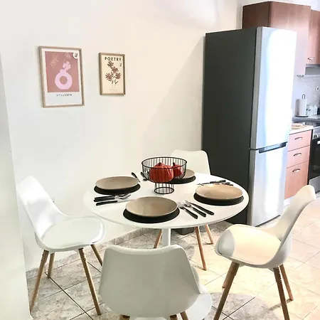 아파트 Avli House